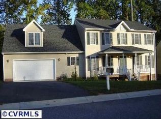 6031 Walking Path Ln, Midlothian, VA 23112