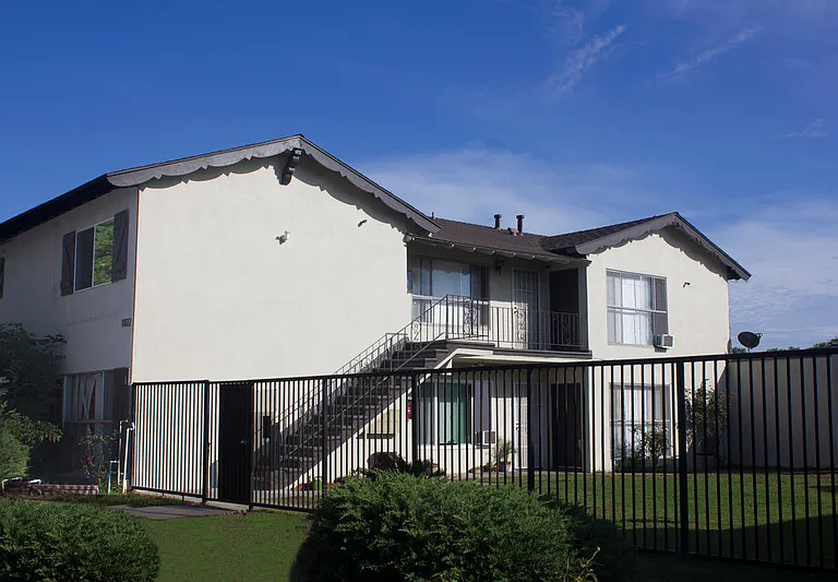 1822 W Sumac Ln #5 — Photo 8
