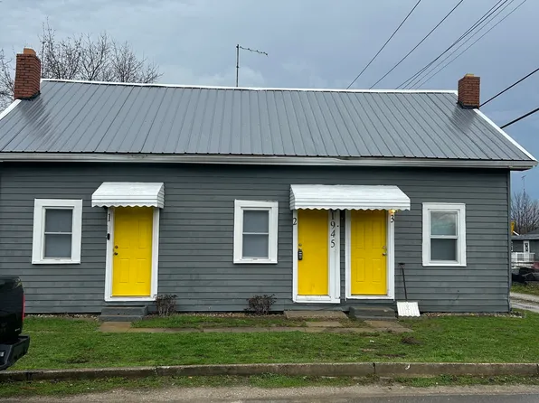 1945 W 11th St, Muncie, IN 47302