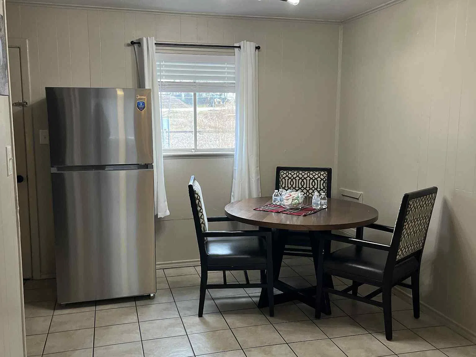 207 N Winchester Way — Photo 4