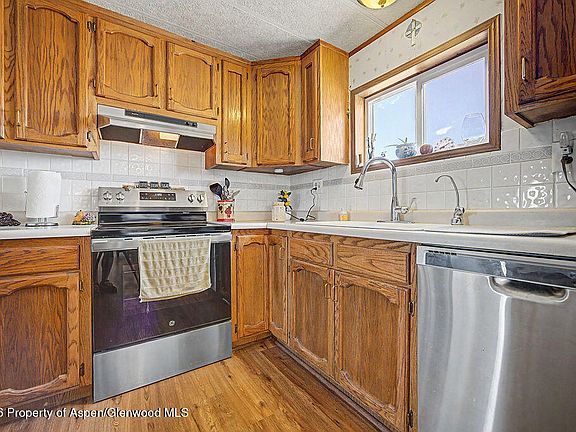 5th image of 723 Barbara Dr
