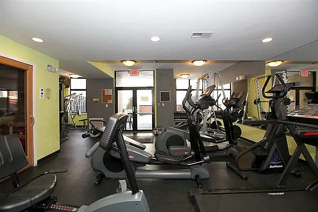 610 Newark St #6B — Photo 11
