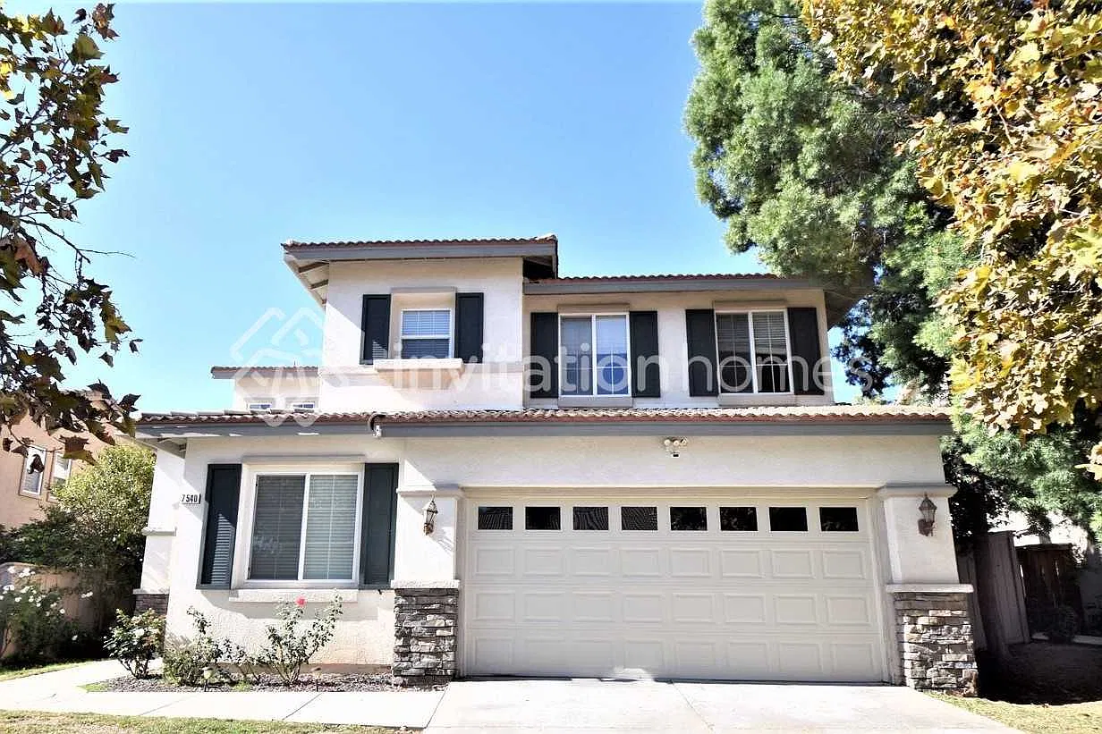 7540 Oakwood Ln Highland, CA 92346 — Photo 1