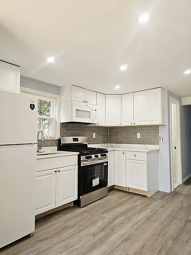 19 Amity St #1 Photo 1