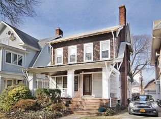 1078 E 10th St, Brooklyn, NY 11230