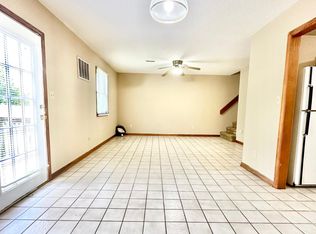107 Mountain View Dr APT 26, Johnson City, TN 37601