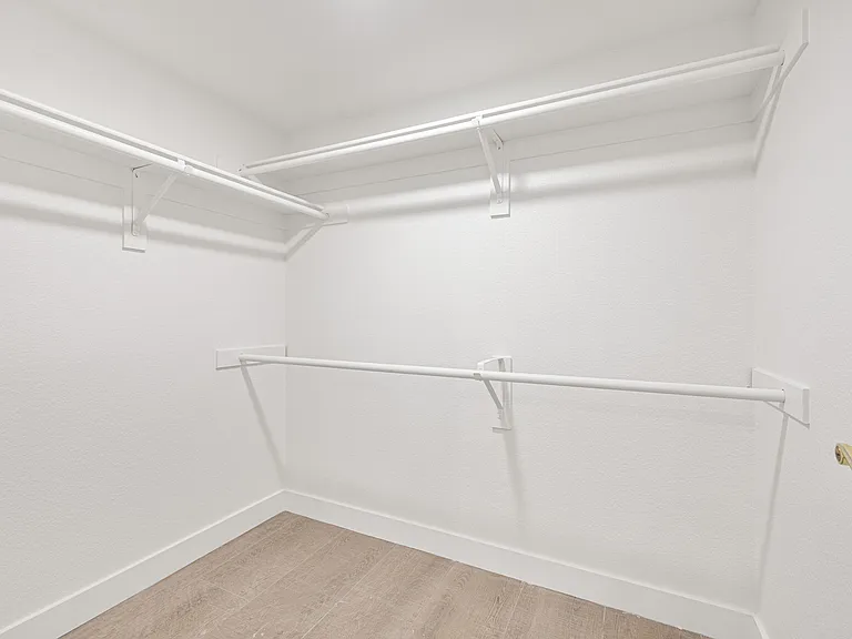 76 Sutton Pl S — Photo 22