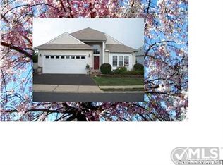 29 Lorenzo Rd, Manchester, NJ 08759