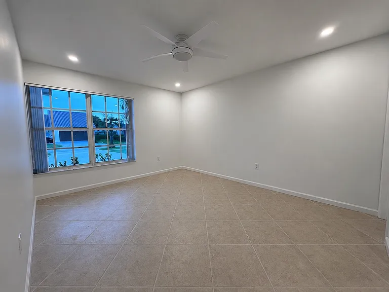 8421 NW 7th Ct — Photo 24