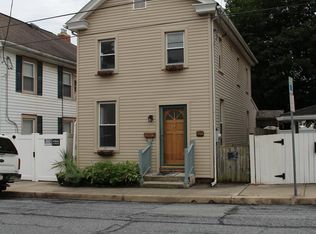 212 Mount Joy St, Mount Joy, PA 17552