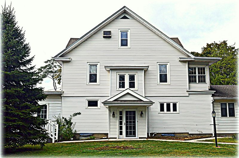 1st image of 1305 Sausse Ave