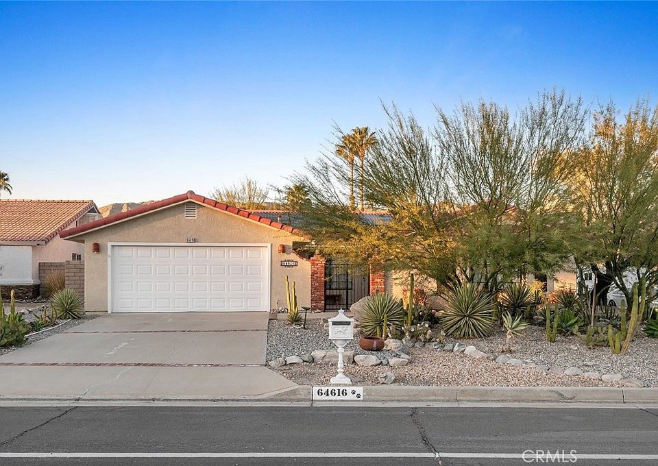 1st image of 64616 Spyglass Ave