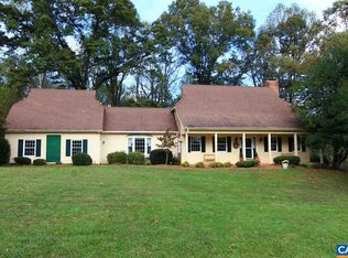 300 Rivanwood Dr, Charlottesville, VA 22901