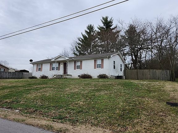 3rd image of 105 Gilliam Ln