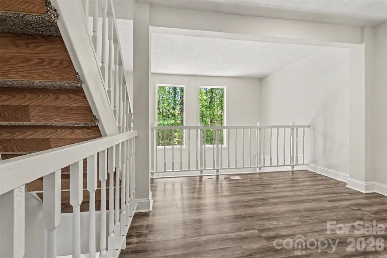 2 bed, 1266 sqft, $1,600 — Photo 3