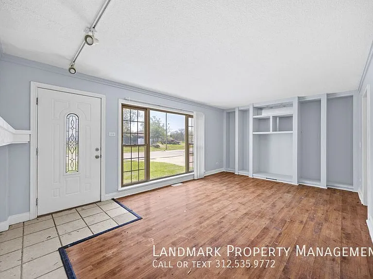 336 Waldmann Dr — Photo 6