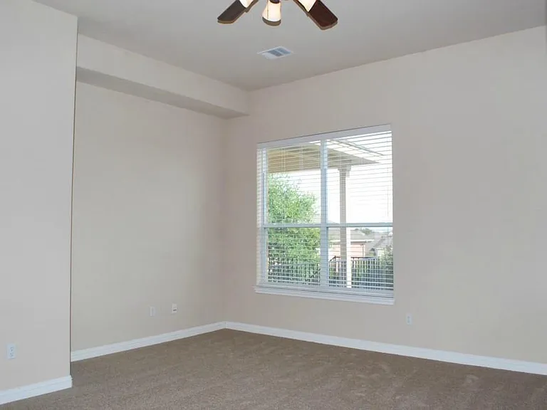 1002 Sedalia St — Photo 17