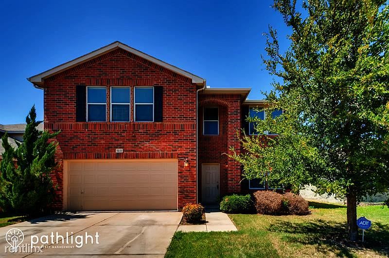 1st image of 5033 Village Stone Ct