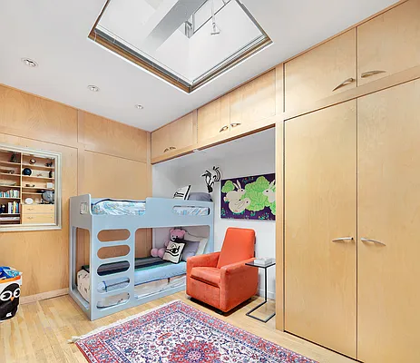 Sold by Compass | media 10