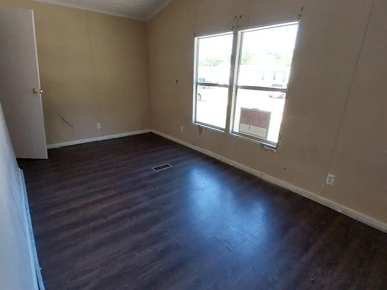 Sunset Ridge MHC — Photo 60