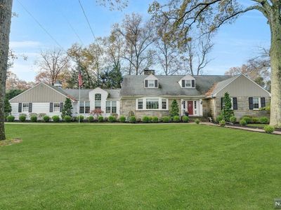397 N Central Ave, Ramsey, NJ, 07446