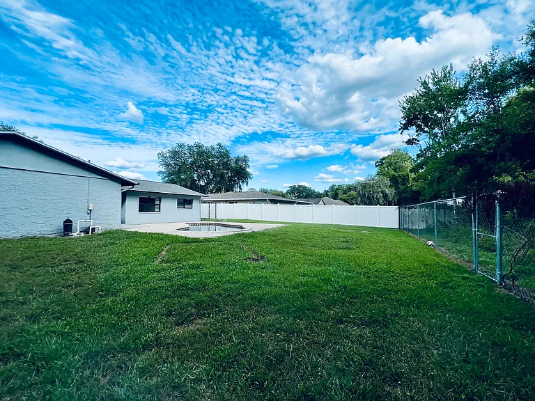 4641 Debbie Ln — Photo 29