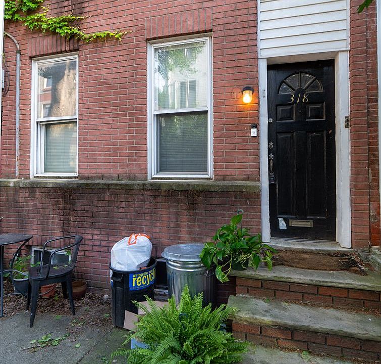 1st image of 318 Manton St #1
