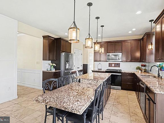 4th image of 76 Gehringer Rd