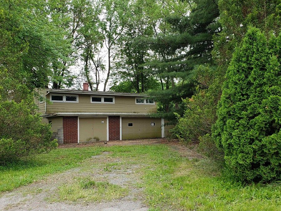 1st image of 773 Virginia Dr NW