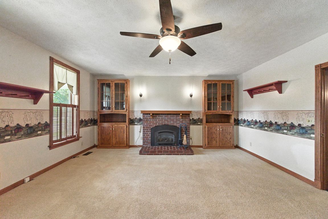 next background image