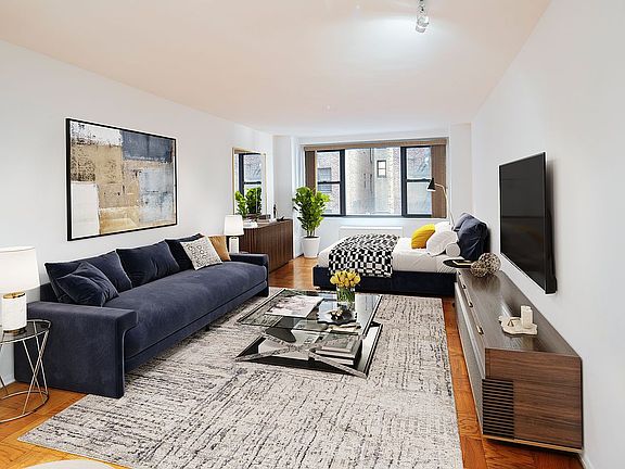 3rd image of 305 E 40th St APT 3V