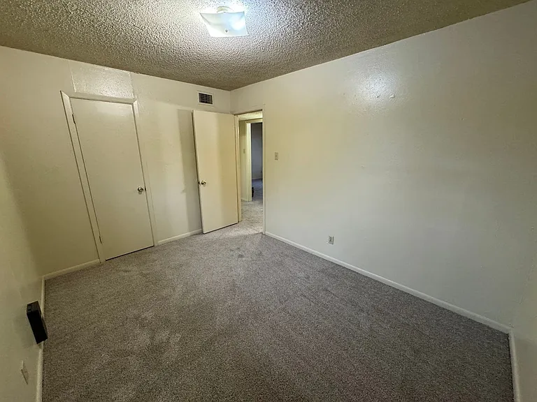 228 Hold Street — Photo 10