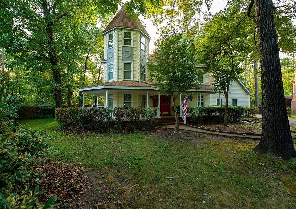 1st image of 302 Honey Locust Way