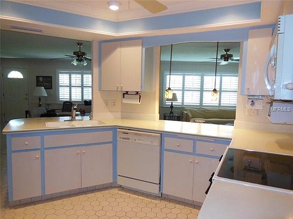 4th image of 433 E Rossetti Dr