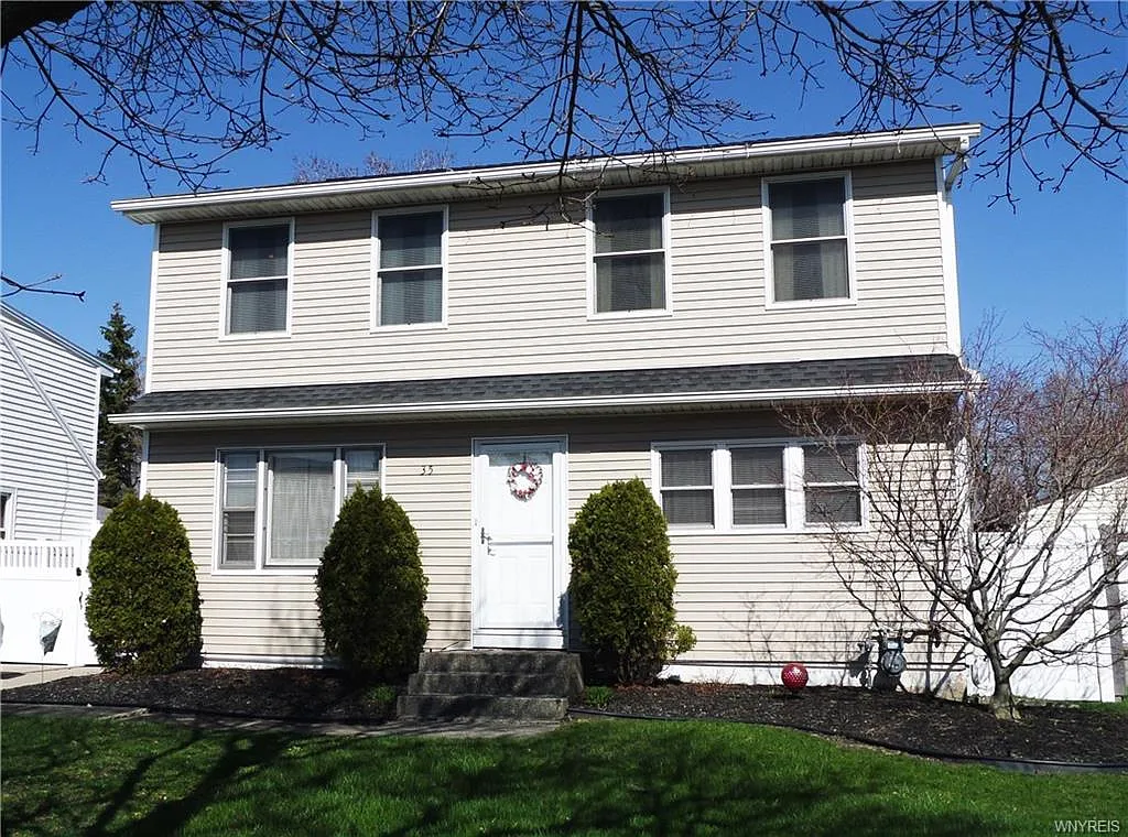 35 Foisset Ave photo 1