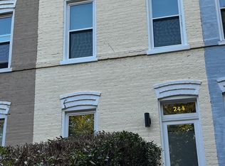 244 14th St NE, Washington, DC 20002