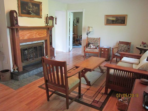 4th image of 71 N Meadow View Dr