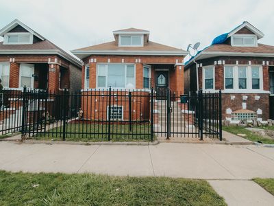 7240 S Oakley Ave, Chicago, IL, 60636