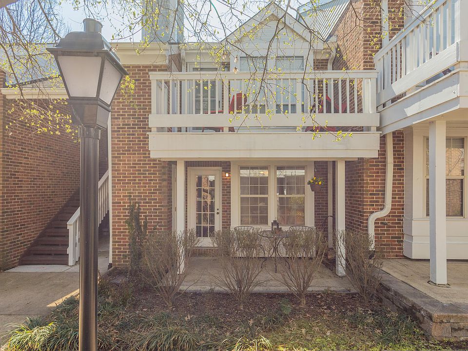 1st image of 2618C S Arlington Mill Dr #3