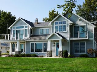 627 Cedar Point Rd, Sandusky, OH 44870