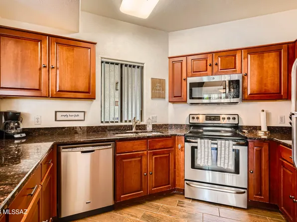 2550 E River Rd Unit 1103, Tucson, AZ 85718