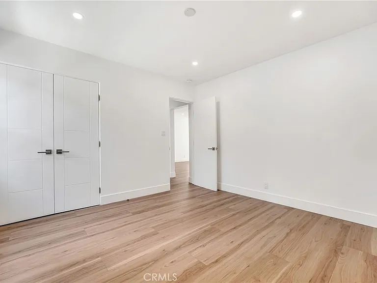 6722 Katherine Ave — Photo 12
