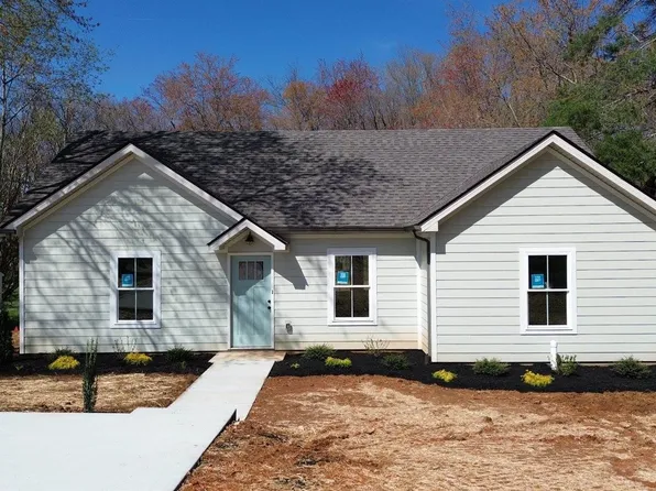 12 Lonsvale Dr, McMinnville, TN 37110