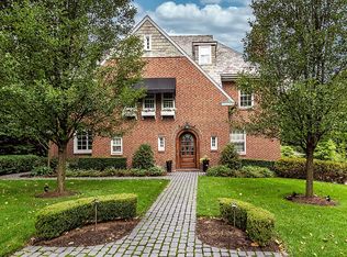 906 W Arlington Rd, Erie, PA 16509