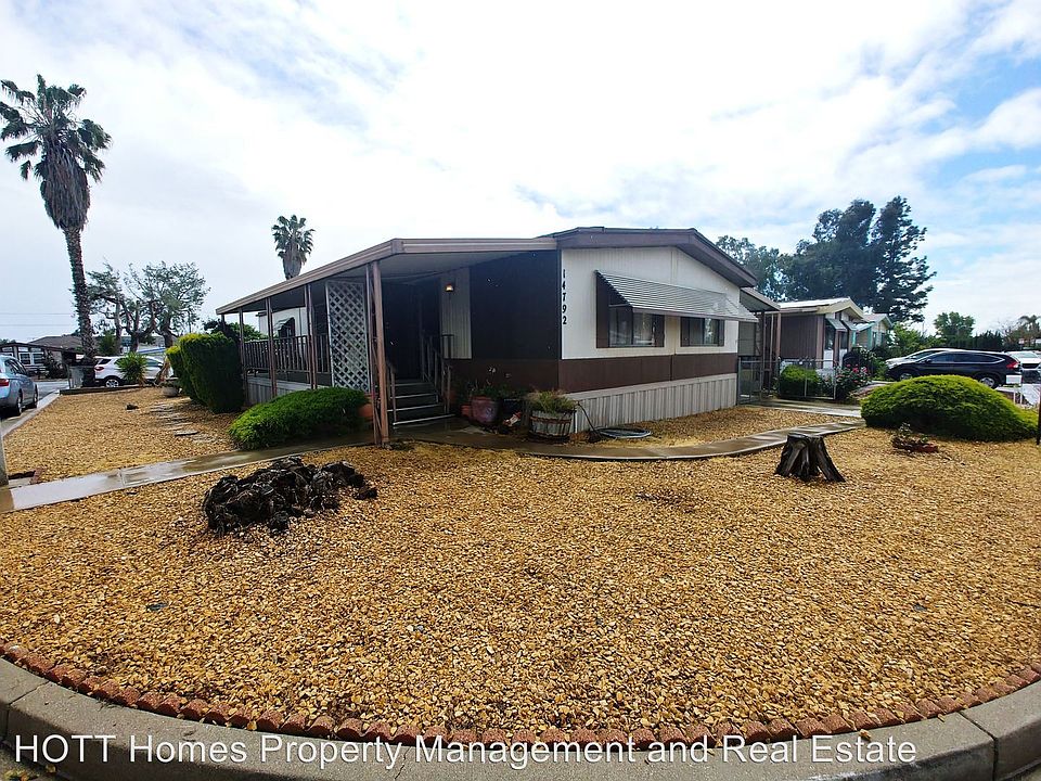 1st image of 14792 Delfbush St