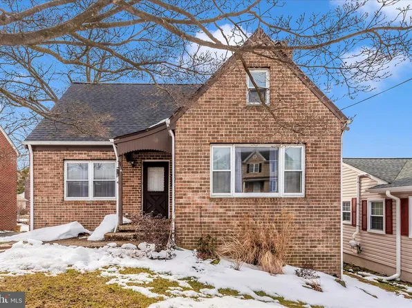 34 E George St, Westminster, MD 21157