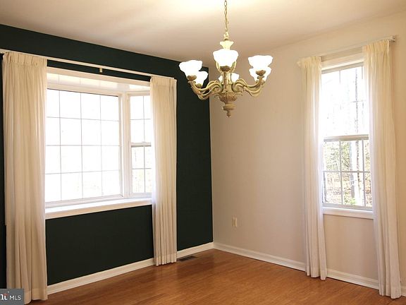 4th image of 4695 Sands Rd