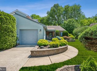 81 Poppy Ct, Mount Laurel, NJ 08054