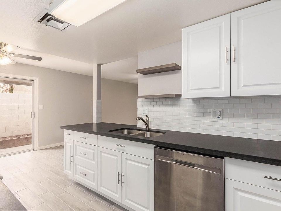 Kitchen (2)