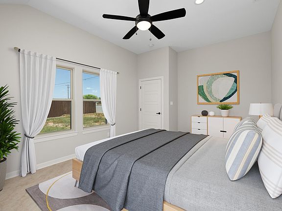3rd image of 2086 Retama St